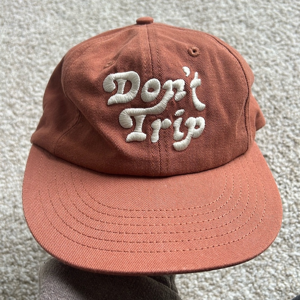 “Don’t Trip” hat